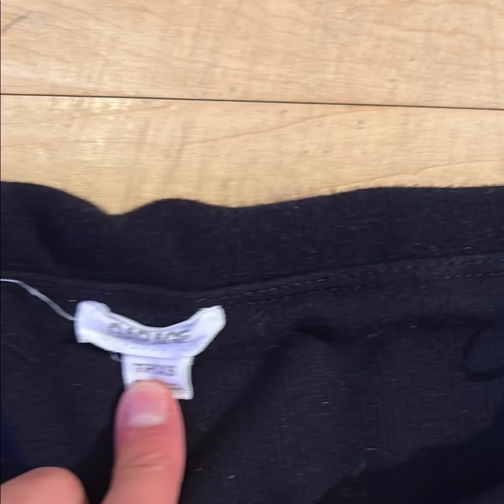 Off-Shoulder navy garage long Sleeve Top - Picture 2 of 2